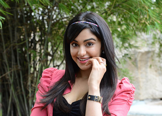 Adah_Sharma_niharonline