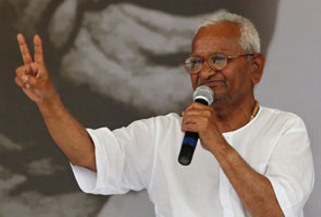 Anna_Hazare_OROP_land_acquisation_bill_fasting_niharonline