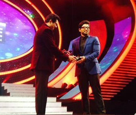 Filmfare_Awards_2015_arjun_niharonline