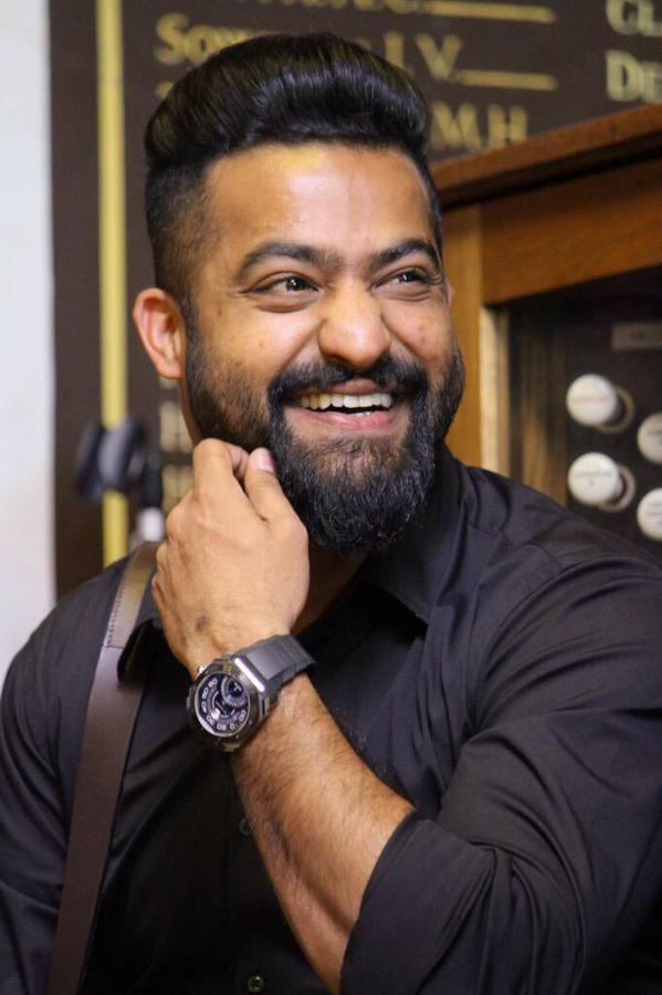 Jr.NTR-nannaku-prematho-niharonline