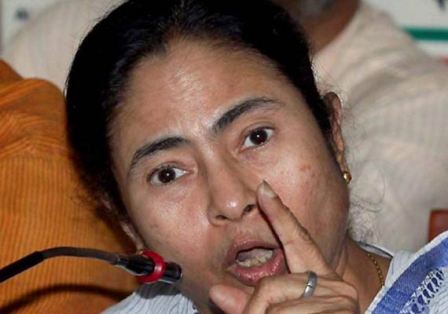 Mamata_Banerjee_fires_on_modi_niharonline