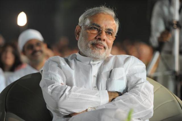 Narendra-Modi-educational-qualification-controversary-niharonline