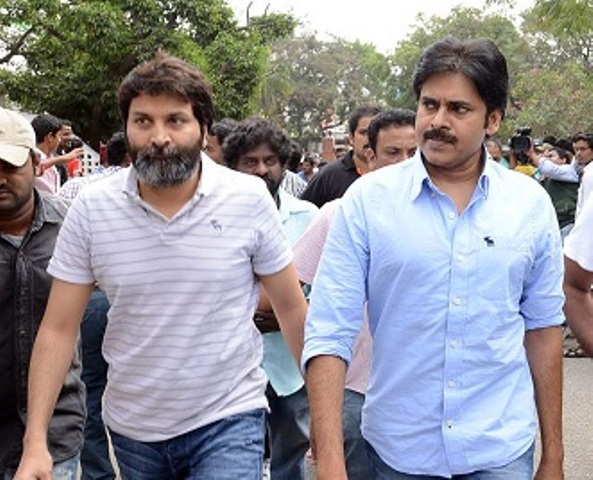 Pawan-Kalyan-guest-role-in-nithin-trivikram-movie-niharonline