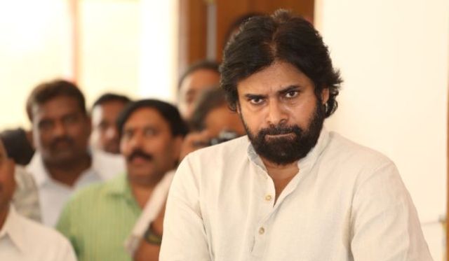 Pawan_Kalyan_congress_AP_special_status_niharonline