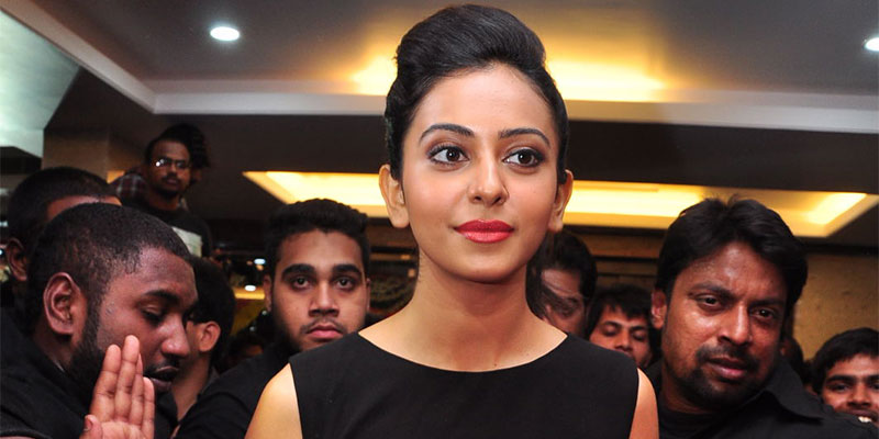 Rakul_Preet_cafe_inauguration_niharonline