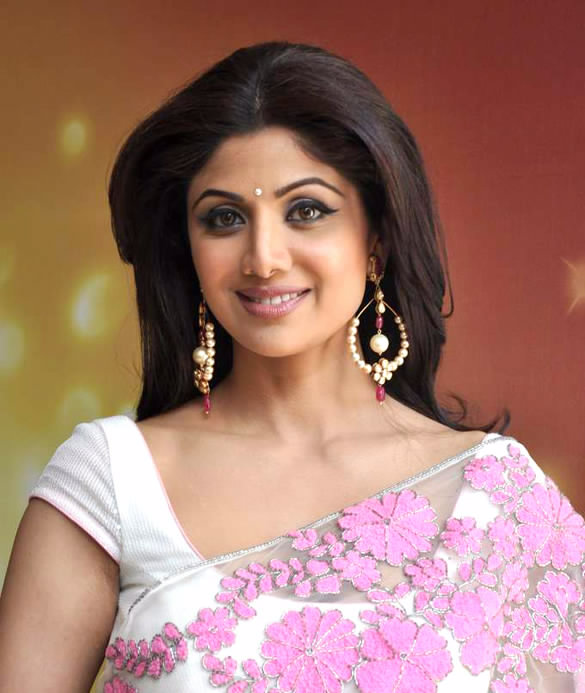 ShilpaShetty-real-life-callandar-girls-niharonline