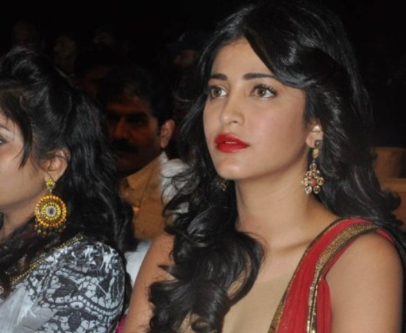 Shruti-Haasan-no-to-small-heros-niharonline