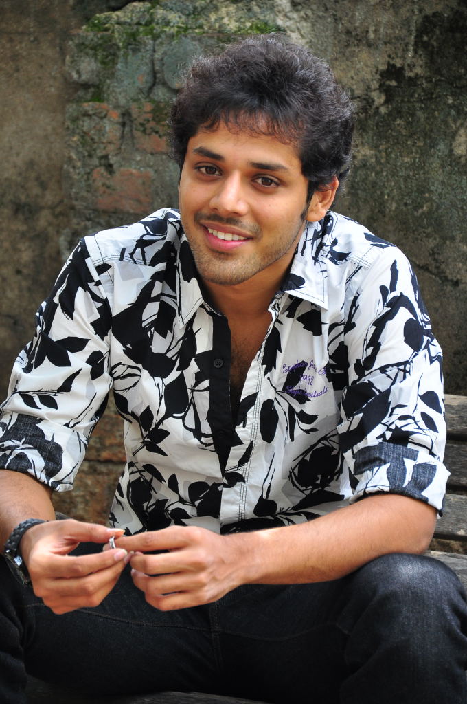 actor_nandu_in_nagative_roles_niharonline