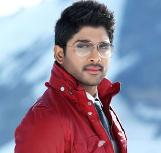 allu_arjun_with_boyapati_movie_starts_niharonline.jpg