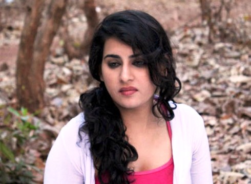 archana_in_another_triller_movie_niharonline