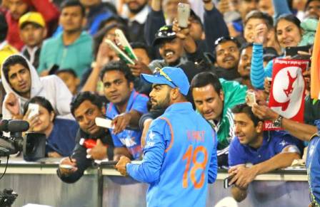 bcci_no_autograph_during_matches_niharonline