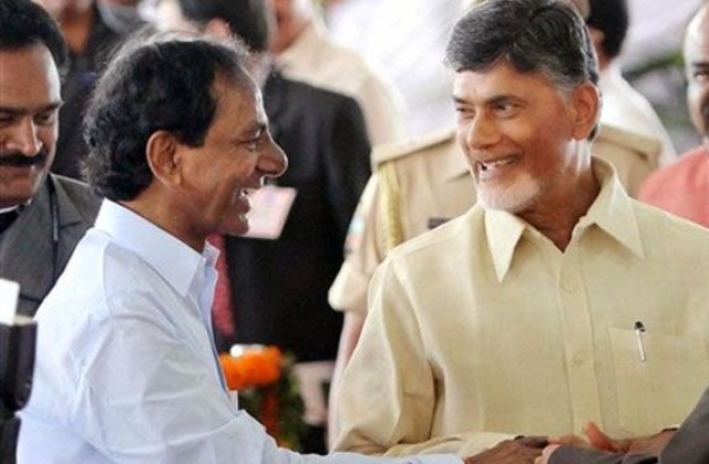 chandrababu_attend_kcr_chandi_yagam_niharonline