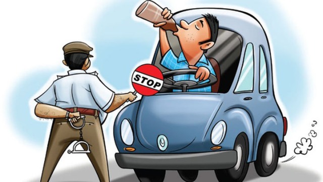 drunk_and_drive_hyderabad_punished_by_conducting_traffic_duty_niharonline