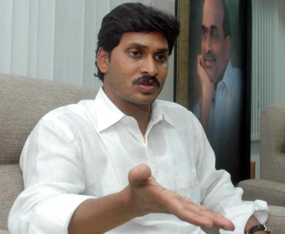 jagan_mohan_reddy_on_CM_chair_niharonline.jpg