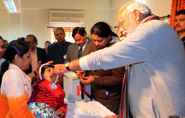 modi_mission_indradanush_on_polio_niharonline.jpg