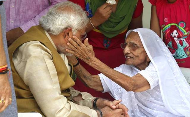 modi_mother_health_message_to_her_son_niharonline