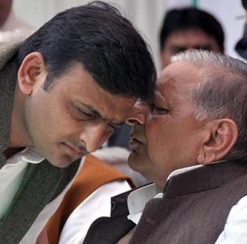 mulayam_akhilesh_internal_war_niharonline