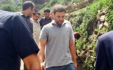 rahul_gandhi_trekking_kedarnath_niharonline