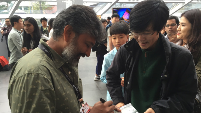 rajamouli_in_busan_niharonline