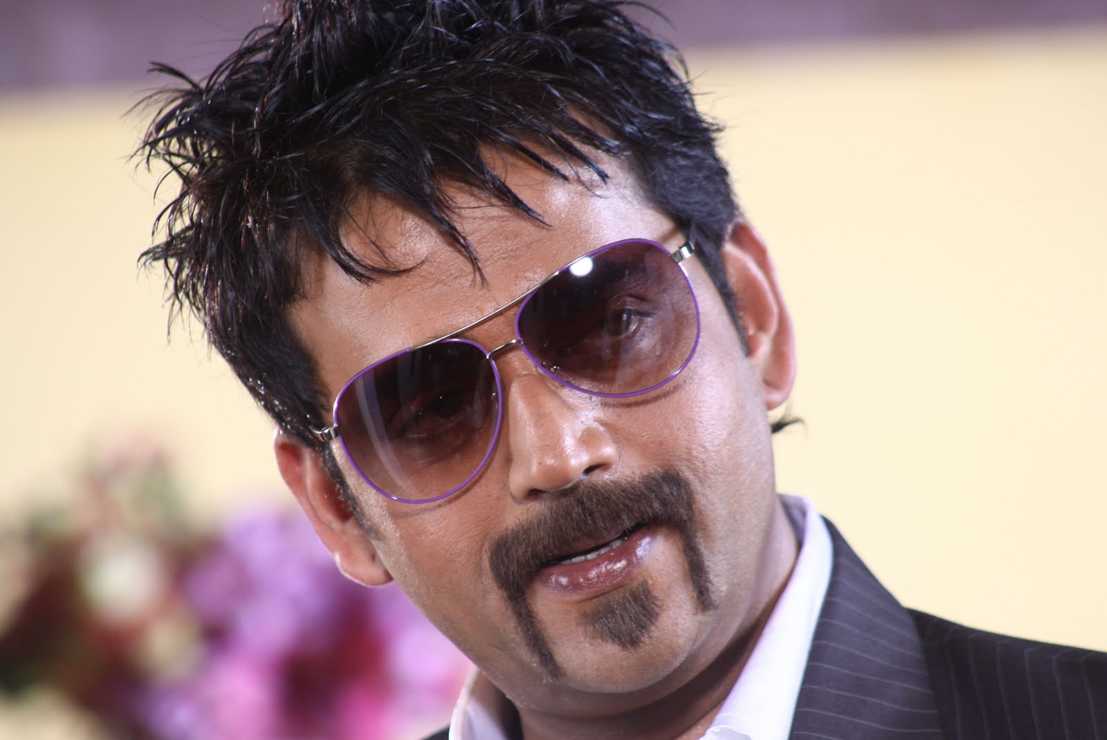 rase_gurram-villain-ravikishore-niharonline