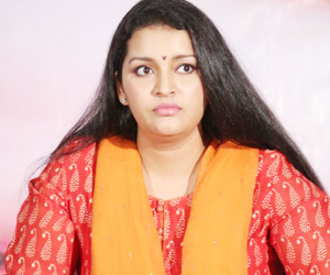 renudesai-tweet-about-scholl-subjects-niharonline