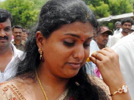 roja_at_poothur_fire_on_TDP_niharonline