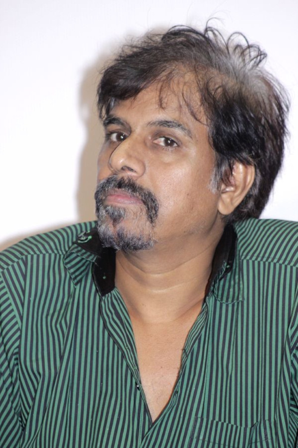 selvamani_villain_role_niharonline