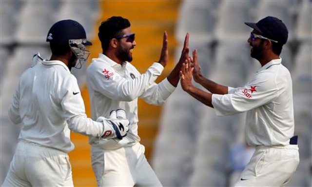south-africa-all-out-for-121-in-delhi-test-niharonline