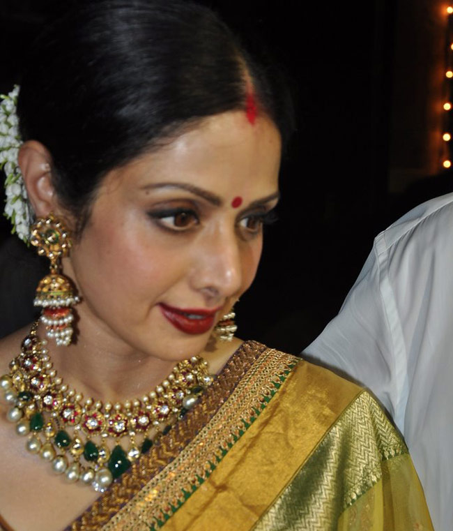 sridevi_demands_six_crores_niharonline