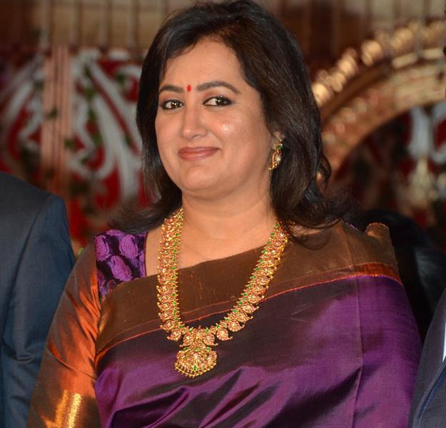 sumalatha_birthday_niharonline