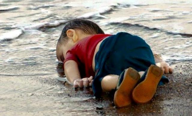 three-year-old-drowned-Syrian-Boy-Aylan-Kurdisyrian.jpg
