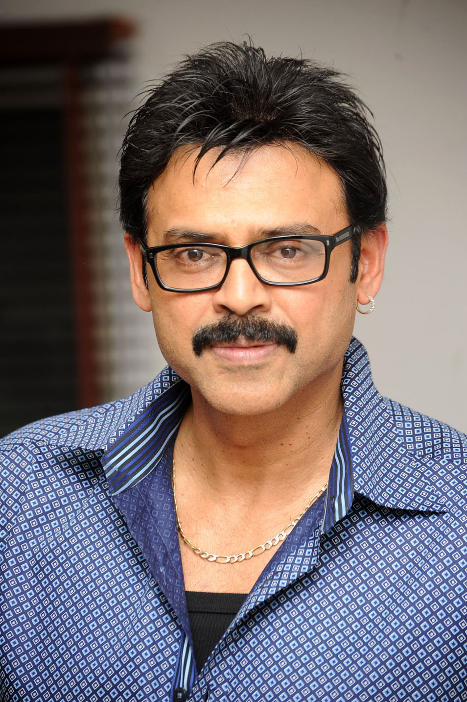 venkatesh_latest_movie_niharonline