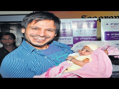 vivek_obarai_became_father_niharonline