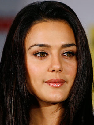 preity_zinta_slams_journalist_over_niharonline